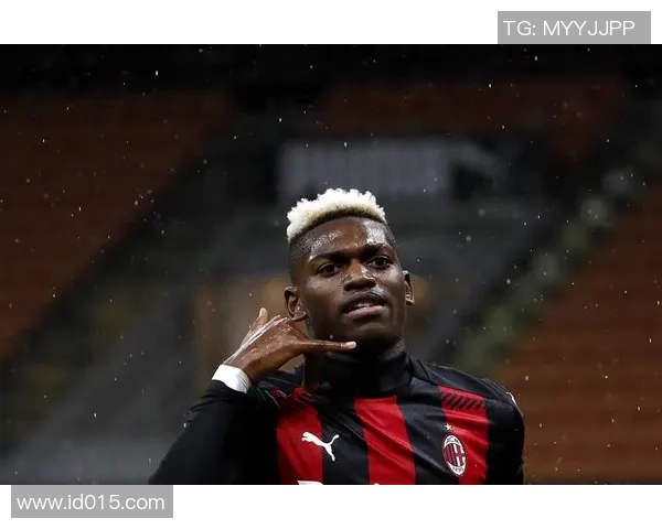 莱奥在足球场上的传奇之路与不屈精神的完美结合